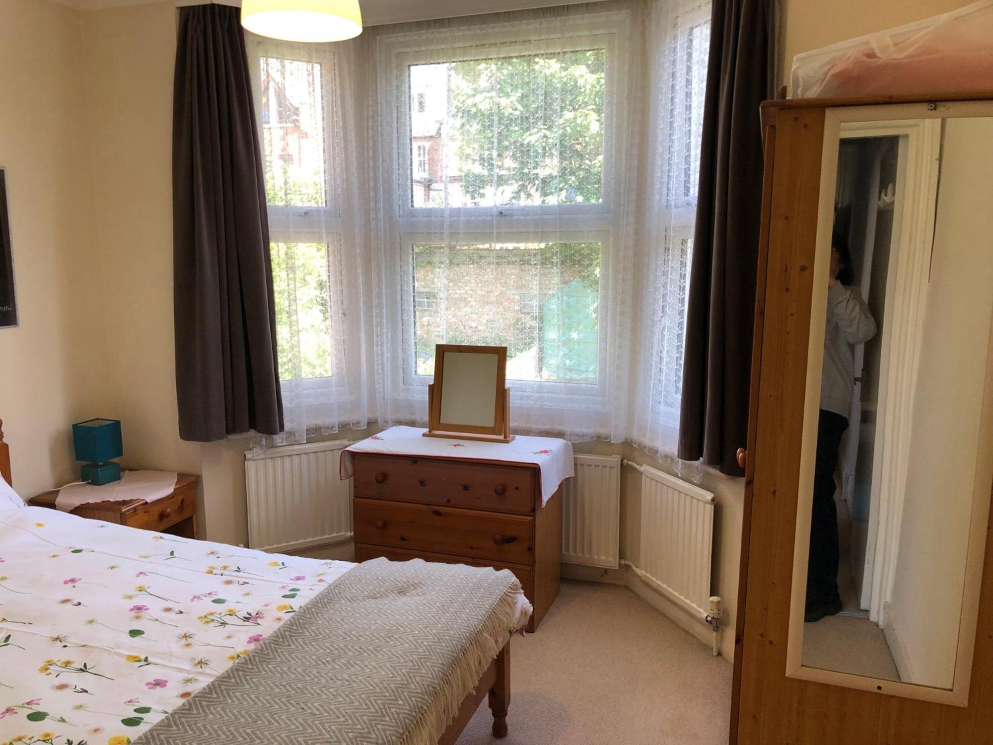 Spacious West London 2 Bedroom Apartment Екстер'єр фото