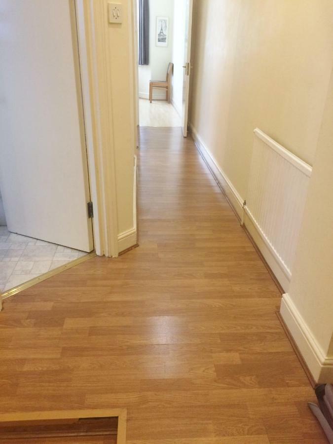 Spacious West London 2 Bedroom Apartment Екстер'єр фото